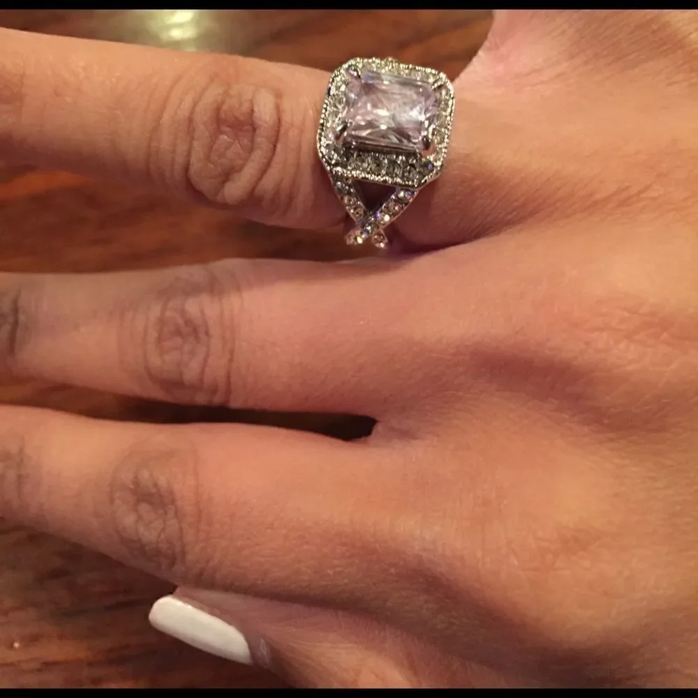10ct Silver Plated Lab Diamond Princess Cut ring